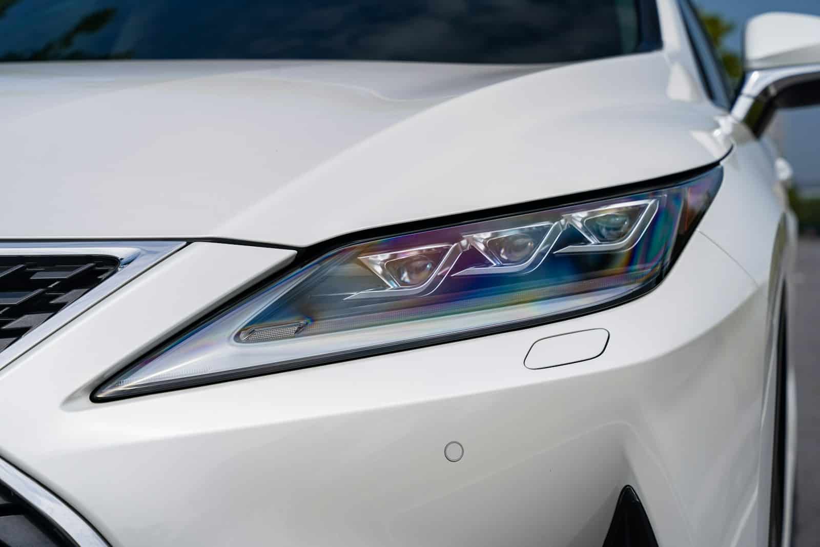 the front of a white car