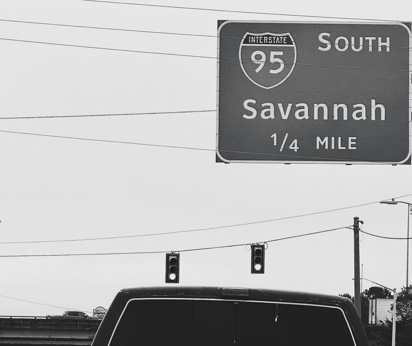 I-95 south sign pointing towards savannah